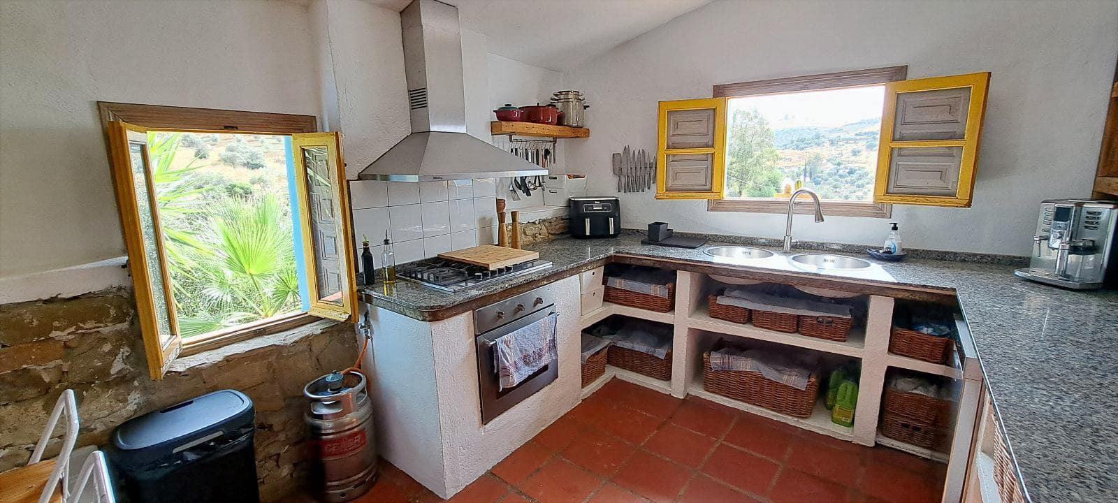 5 bedroom Finca/Country House for sale in Alora with pool garage - € 549,000 (Ref: 9087631)