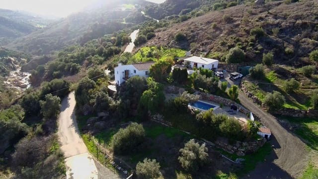 5 quarto Pousada para venda em Alora com piscina garagem - 549 000 € (Ref: 9097047)