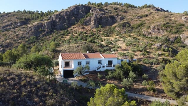 3 soverom Finca/Herregård til salgs i Alora - € 395 000 (Ref: 9186206)