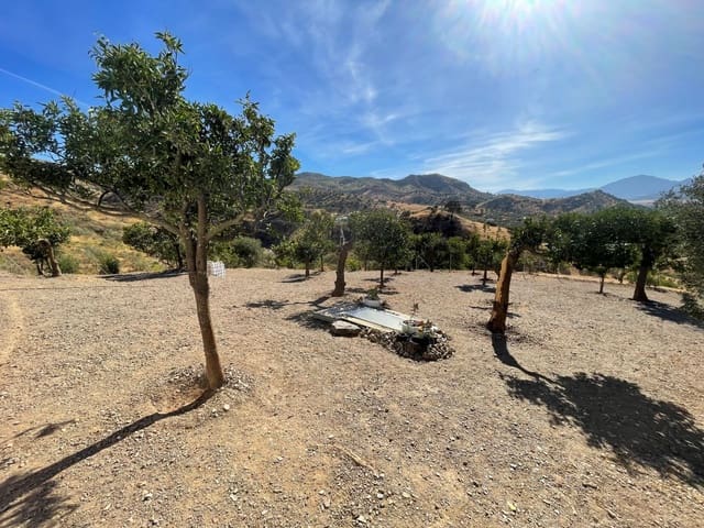 2 slaapkamer Finca/Landhuis te koop in Pizarra met zwembad - € 280.000 (Ref: 9229913)