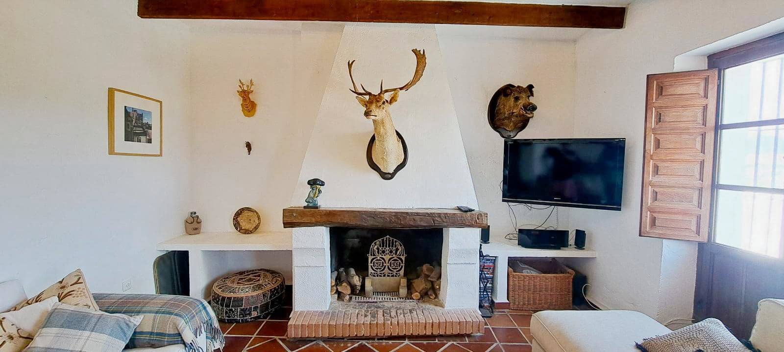 4 makuuhuone Maalaistalo myytävänä paikassa Alora mukana uima-altaan 
autotalli - 685 000 € (Ref: 9267558)