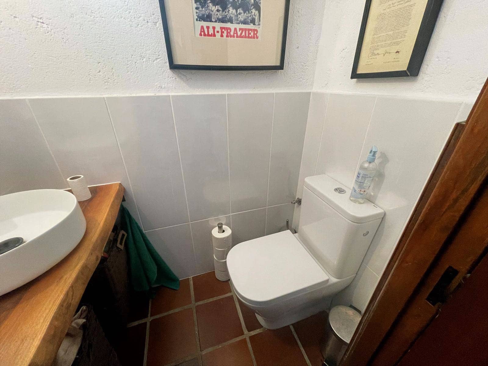 4 makuuhuone Maalaistalo myytävänä paikassa Alora mukana uima-altaan 
autotalli - 685 000 € (Ref: 9267558)