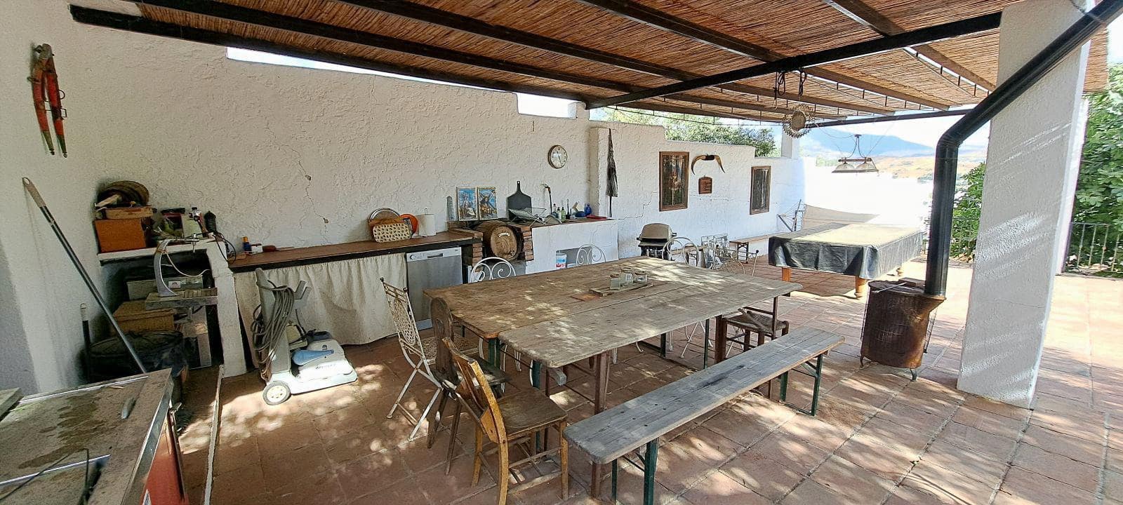 4 makuuhuone Maalaistalo myytävänä paikassa Alora mukana uima-altaan 
autotalli - 685 000 € (Ref: 9267558)