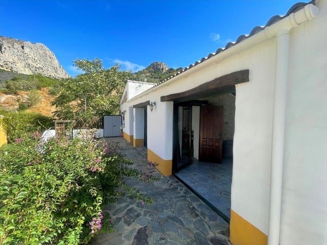 2 sypialnia Dom na sprzedaż w El Chorro, Alora z basenem - 210 000 € (Ref: 9325549)