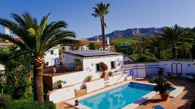 5 slaapkamer Finca/Landhuis te koop in Villanueva de la Concepcion met zwembad garage - € 850.000 (Ref: 9774329)