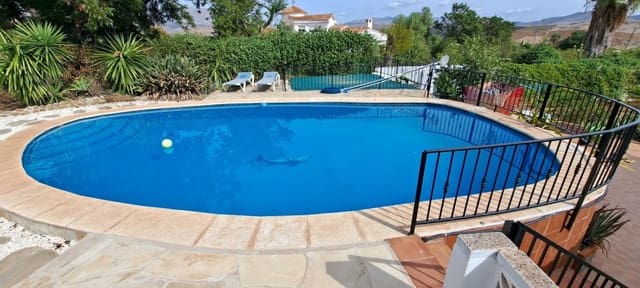 6 soveværelse Finca/Landehus til salg i Alora med swimmingpool garage - € 550.000 (Ref: 9849858)