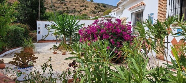 6 soveværelse Finca/Landehus til salg i Alora med swimmingpool garage - € 550.000 (Ref: 9849858)