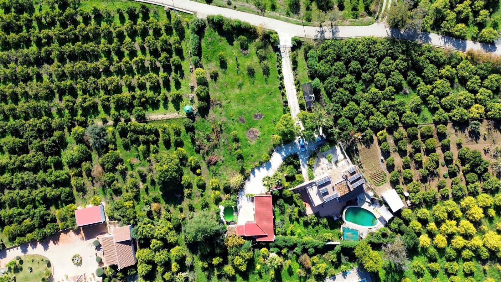 6 soveværelse Finca/Landehus til salg i Alora med swimmingpool garage - € 550.000 (Ref: 9849858)