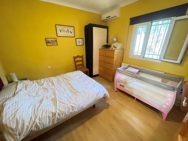 4 soverom Finca/Herregård til salgs i Villanueva de la Concepcion med svømmebasseng garasje - € 249 000 (Ref: 9973899)