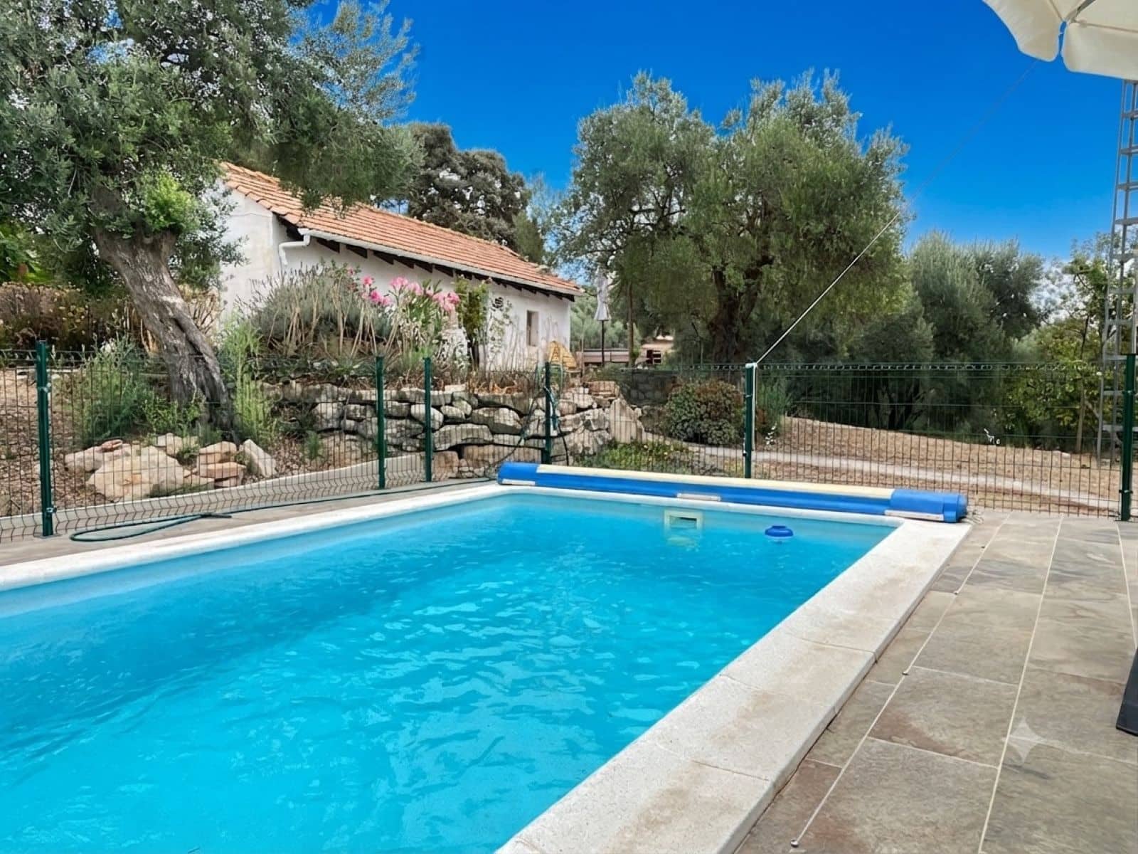 4 bedroom Finca/Country House for sale in Villanueva de la Concepcion with pool garage - € 249,000 (Ref: 9973899)