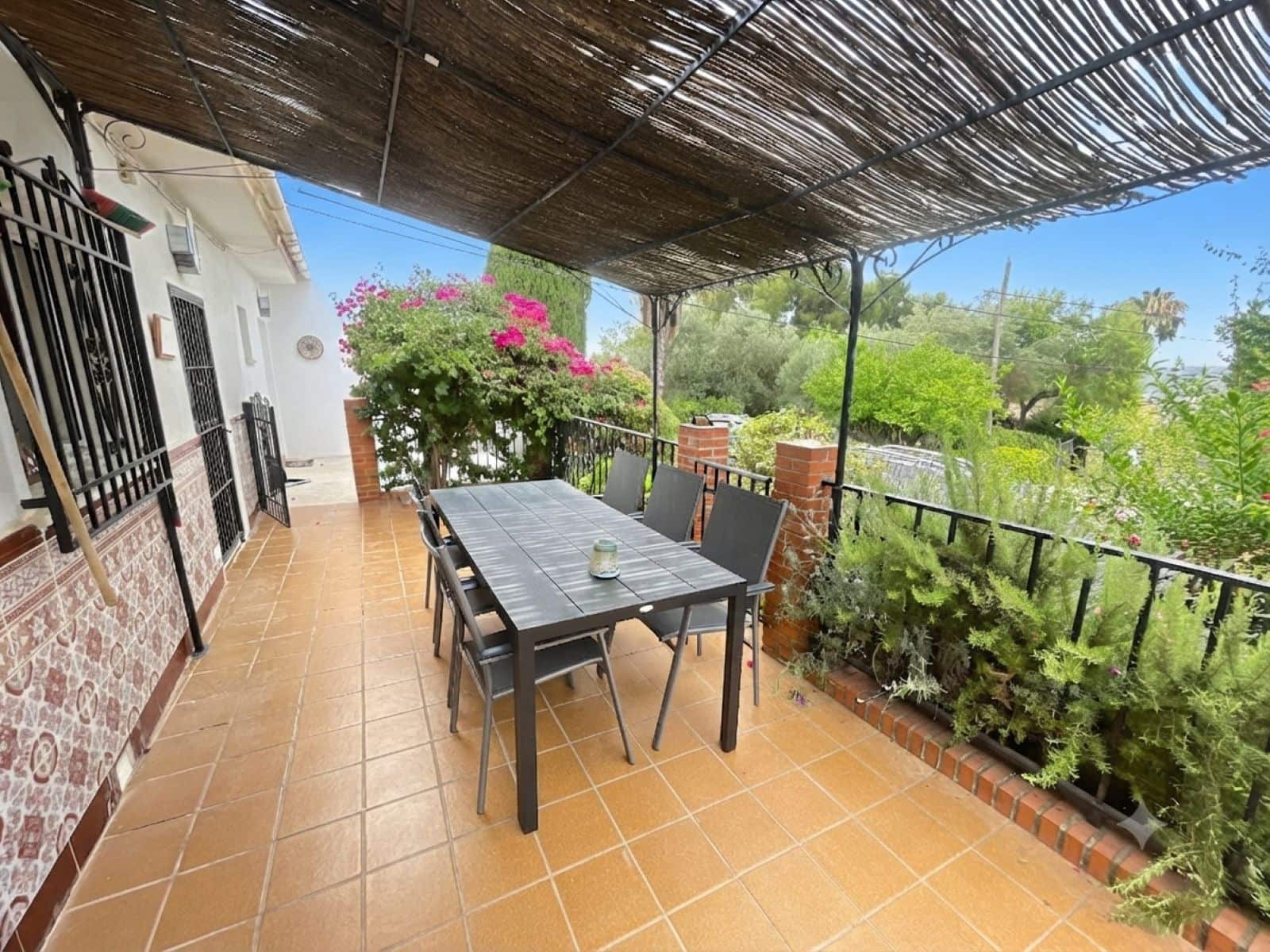 4 bedroom Finca/Country House for sale in Villanueva de la Concepcion with pool garage - € 249,000 (Ref: 9973899)