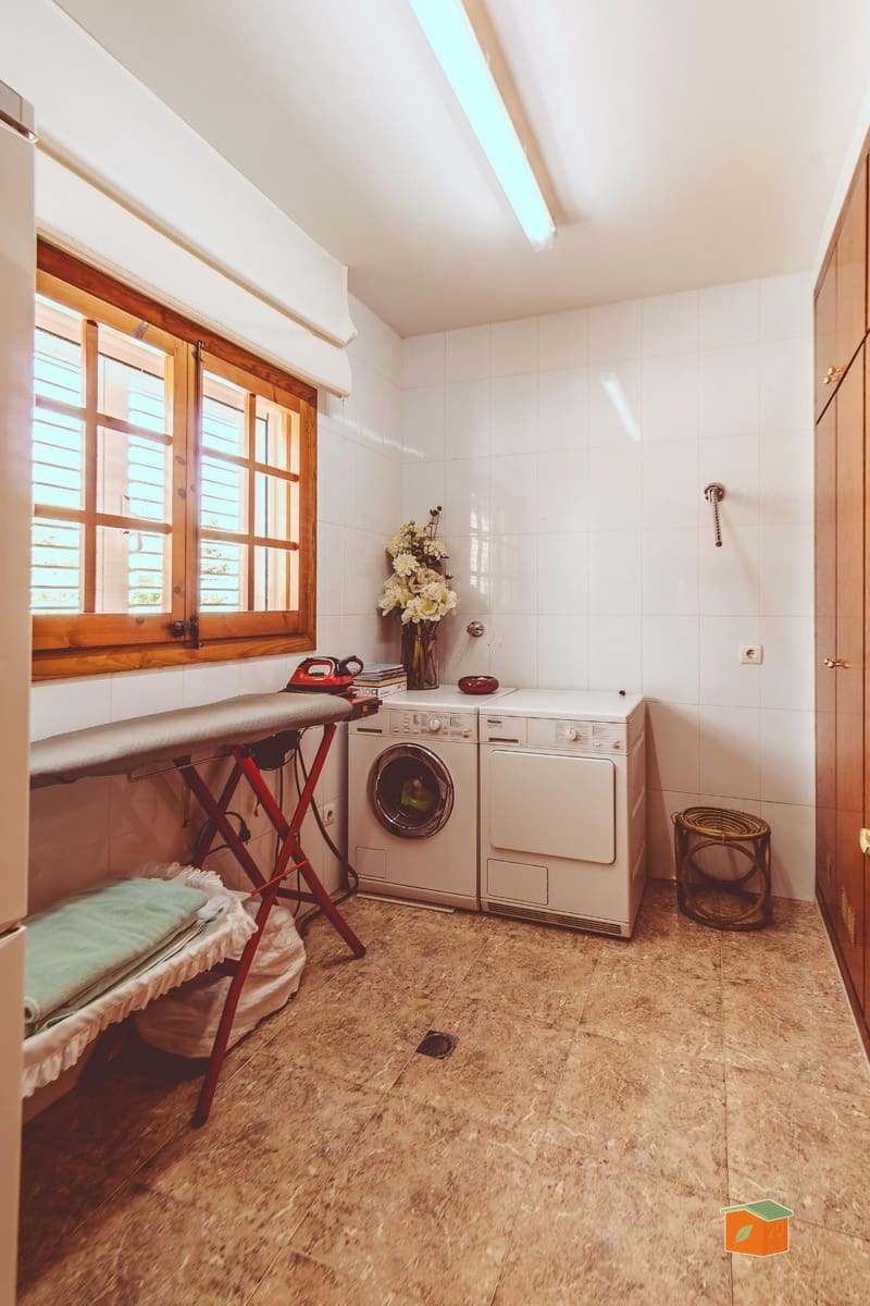 6 Zimmer Villa zu verkaufen in Roquetes mit Pool Garage - 869.000 € (Ref: 10049518)