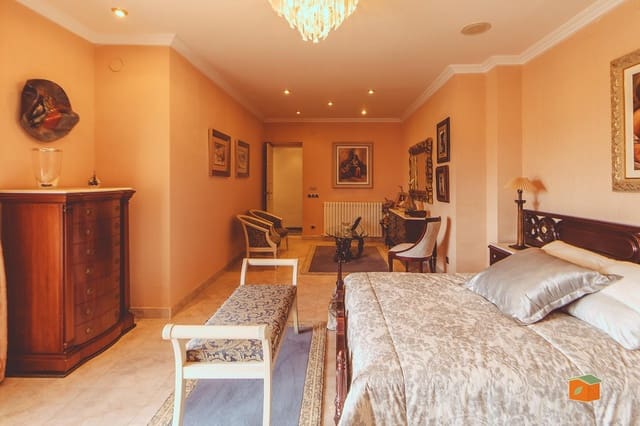 6 Zimmer Villa zu verkaufen in Roquetes mit Pool Garage - 869.000 € (Ref: 10049518)