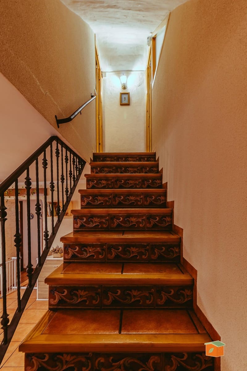 Casa de 5 habitaciones en Freginals en venta con garaje - 112.000 € (Ref: 10120056)