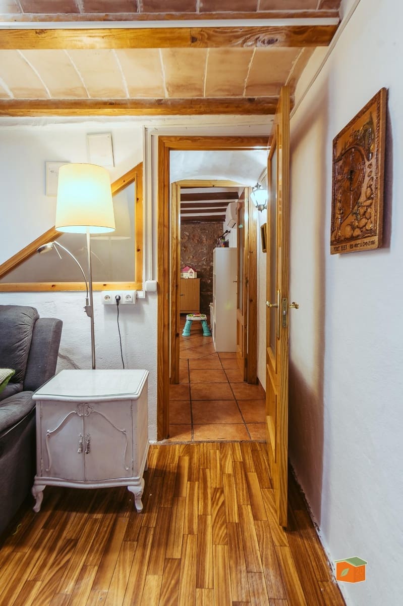 Casa de 5 habitaciones en Freginals en venta con garaje - 112.000 € (Ref: 10120056)