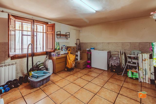 Casa de 5 habitaciones en Freginals en venta con garaje - 112.000 € (Ref: 10120056)