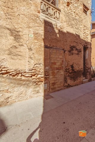 Casa em Banda para venda em Santa Bàrbara - 22 000 € (Ref: 10130074)