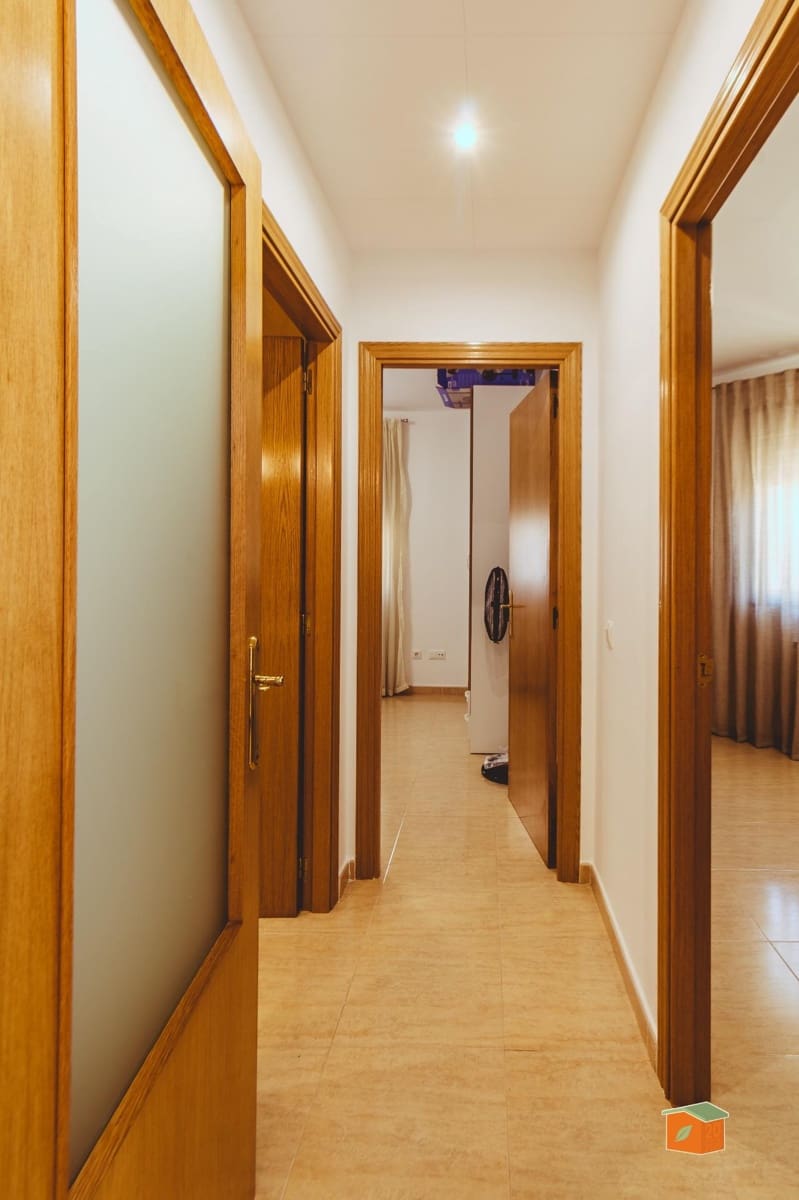2 bedroom Apartment for sale in Santa Barbara with pool garage - € 94,000 (Ref: 10139867)