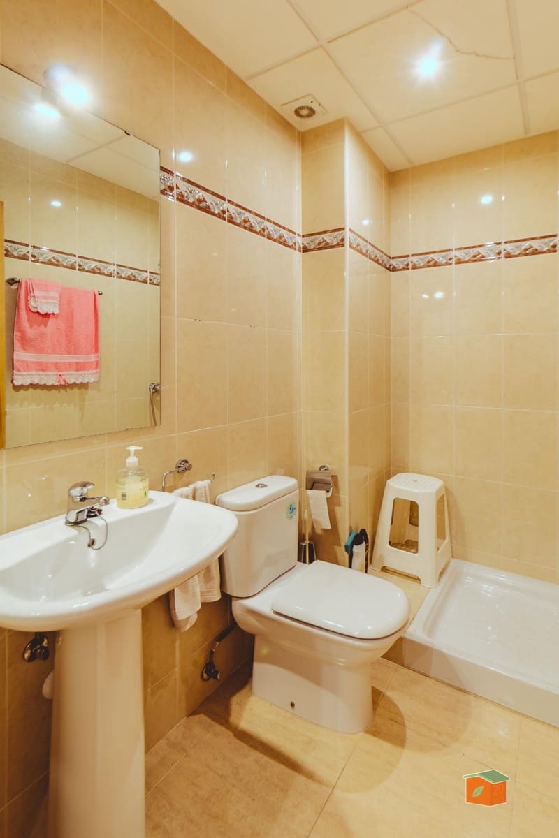 2 bedroom Apartment for sale in Santa Barbara with pool garage - € 94,000 (Ref: 10139867)