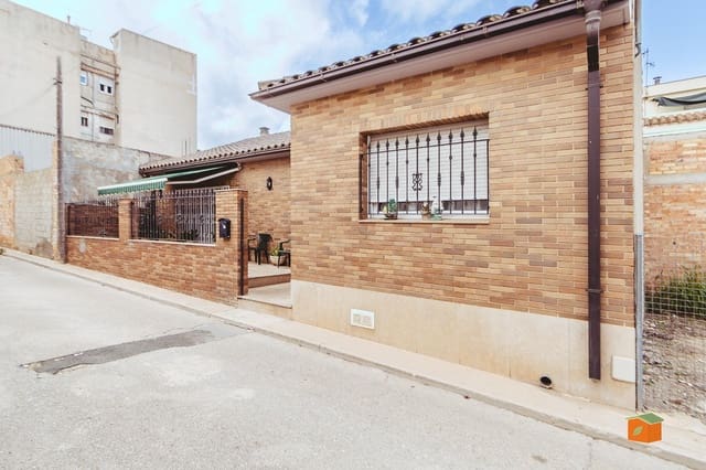 Chalet de 5 habitaciones en Santa Bàrbara en venta - 215.000 € (Ref: 10166815)