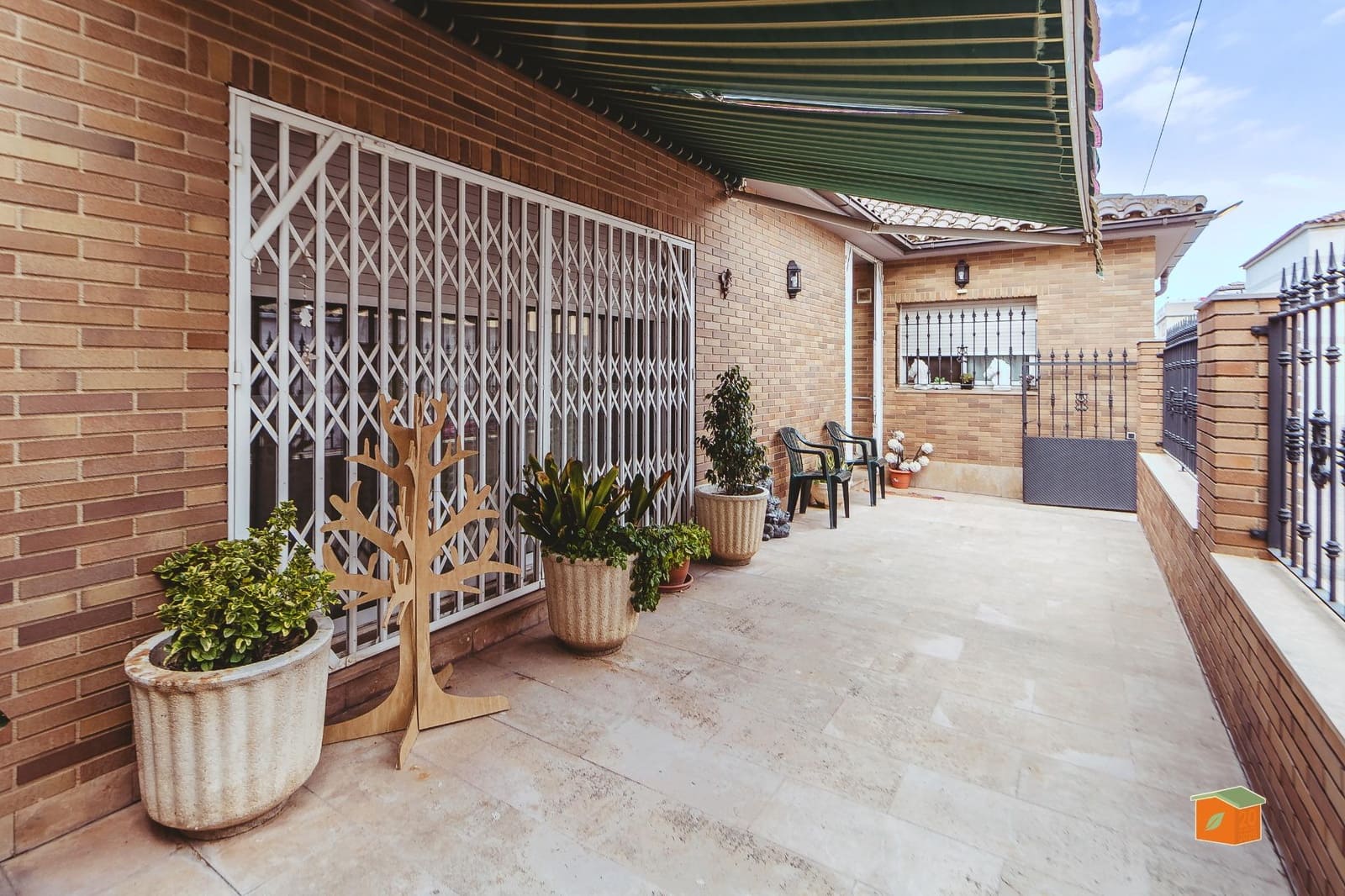Chalet de 5 habitaciones en Santa Bàrbara en venta - 215.000 € (Ref: 10166815)