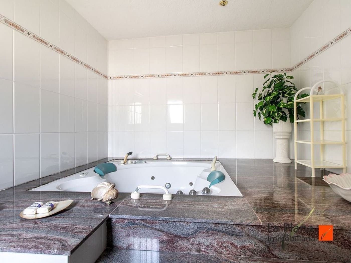 6 soverom Villa til salgs i Alcanar med svømmebasseng - € 500 000 (Ref: 7510469)