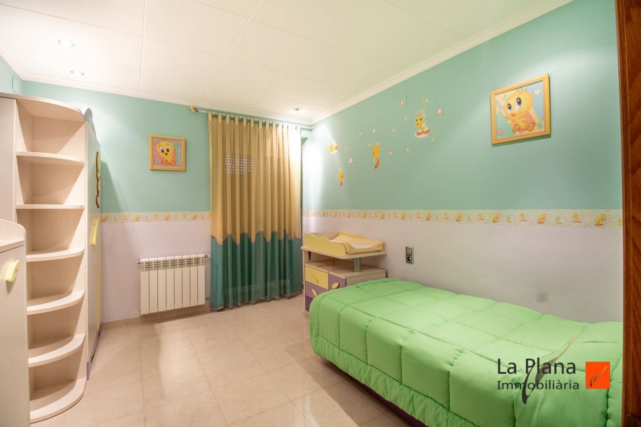 3 soveværelse Villa til salg i Santa Barbara med garage - € 325.000 (Ref: 7510488)