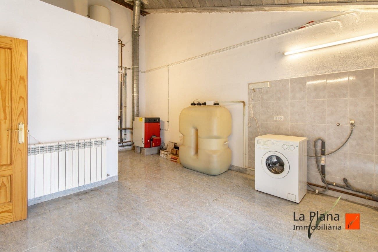 3 soveværelse Villa til salg i Santa Barbara med garage - € 325.000 (Ref: 7510488)