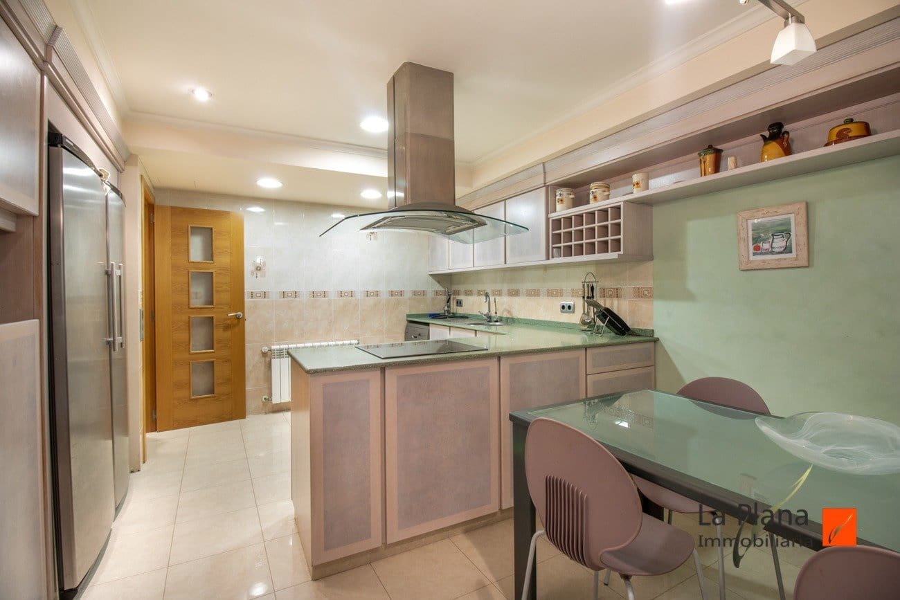 3 soveværelse Villa til salg i Santa Barbara med garage - € 325.000 (Ref: 7510488)