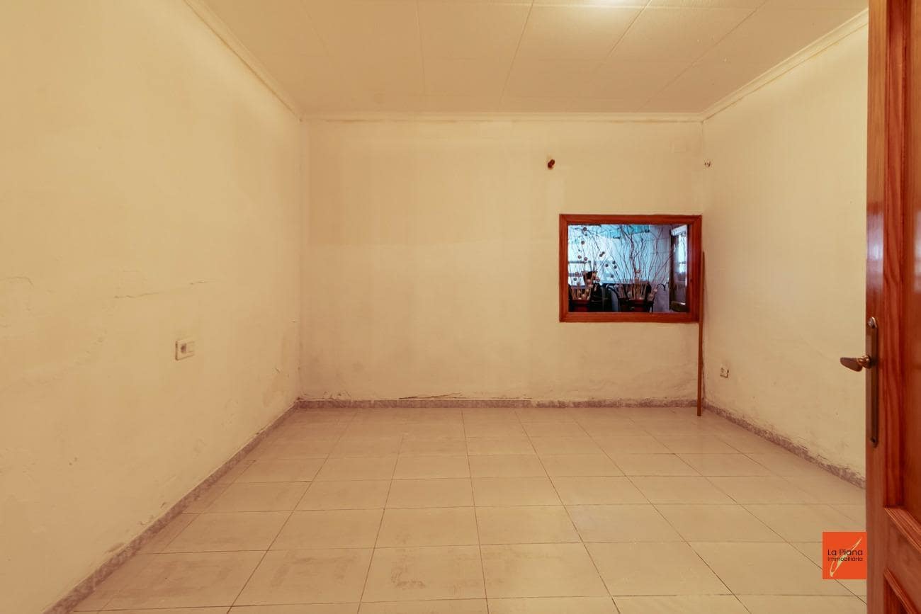 5 soveværelse Rækkehus til salg i Ulldecona - € 73.000 (Ref: 7510502)