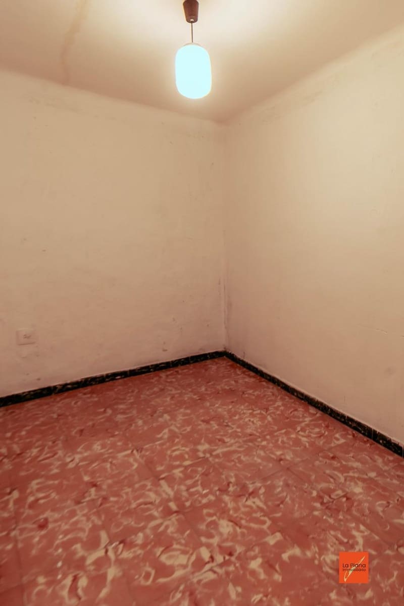 5 soveværelse Rækkehus til salg i Ulldecona - € 73.000 (Ref: 7510502)