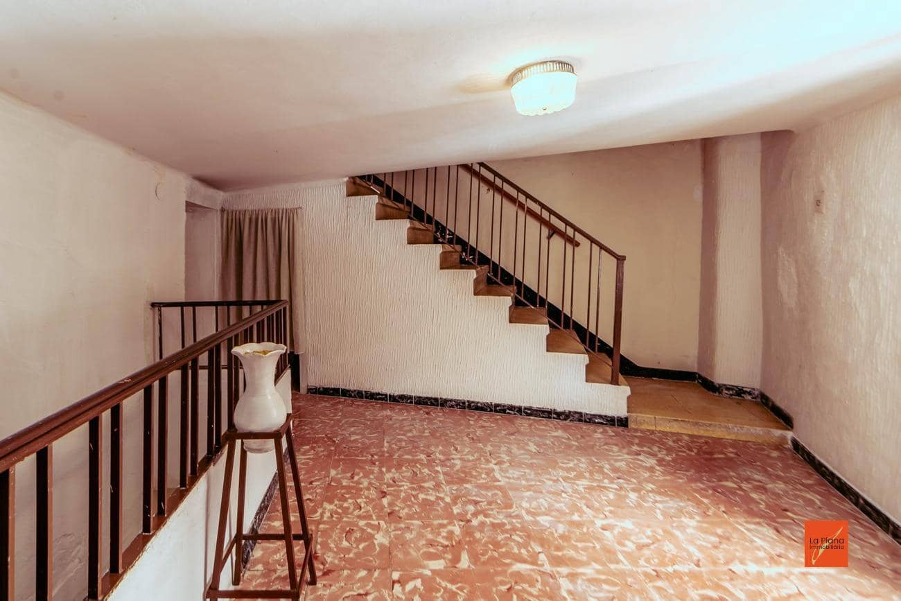 5 soveværelse Rækkehus til salg i Ulldecona - € 73.000 (Ref: 7510502)