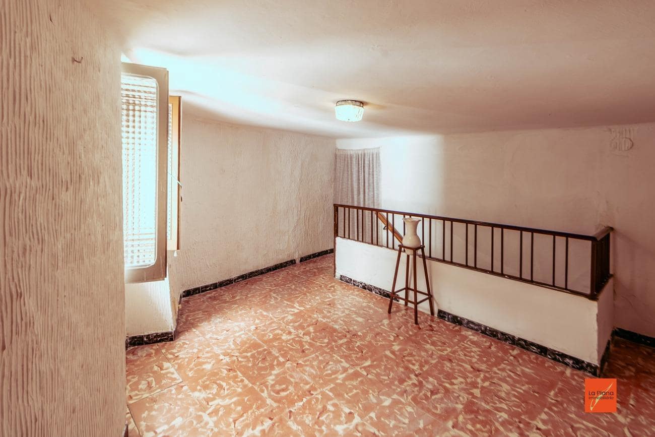 5 soveværelse Rækkehus til salg i Ulldecona - € 73.000 (Ref: 7510502)