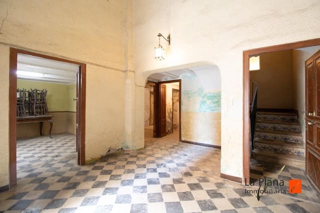 8 soveværelse Byhus til salg i Santa Bàrbara - € 85.000 (Ref: 7542453)
