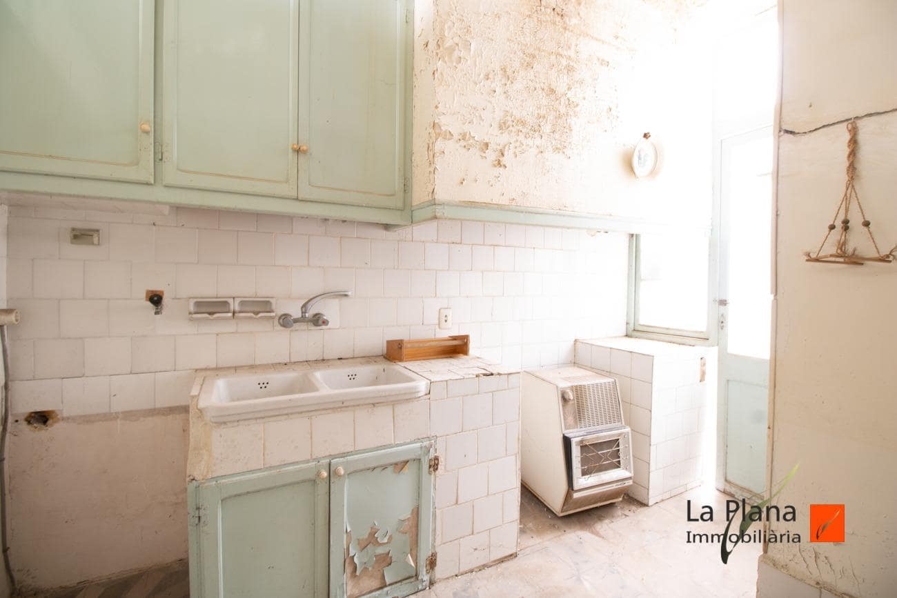 8 soveværelse Byhus til salg i Santa Barbara - € 85.000 (Ref: 7542453)