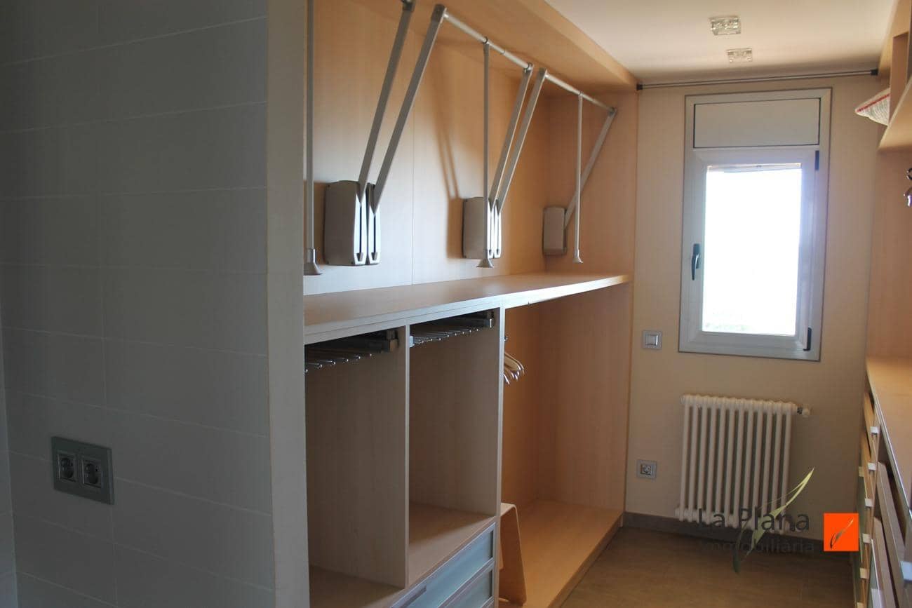 6 soverom Villa til salgs i Alcanar med svømmebasseng garasje - € 700 000 (Ref: 7588211)