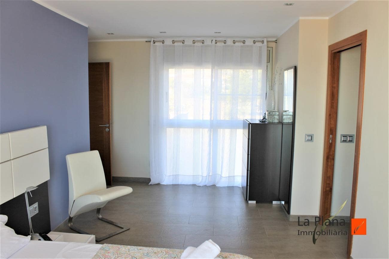 6 soverom Villa til salgs i Alcanar med svømmebasseng garasje - € 700 000 (Ref: 7588211)