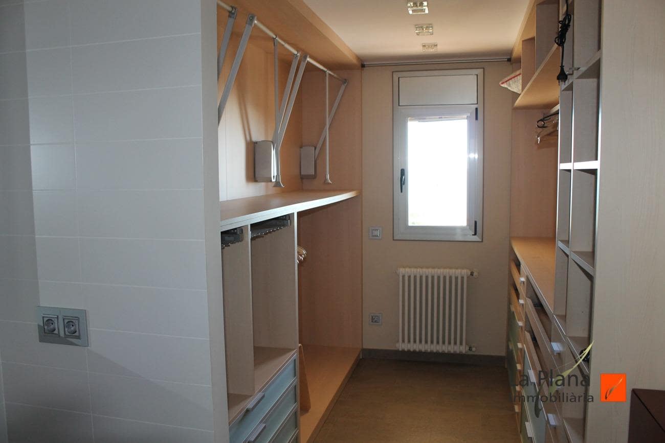 6 soverom Villa til salgs i Alcanar med svømmebasseng garasje - € 700 000 (Ref: 7588211)