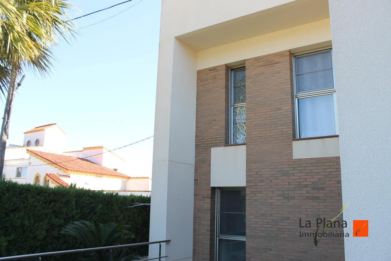 6 soverom Villa til salgs i Alcanar med svømmebasseng garasje - € 700 000 (Ref: 7588211)