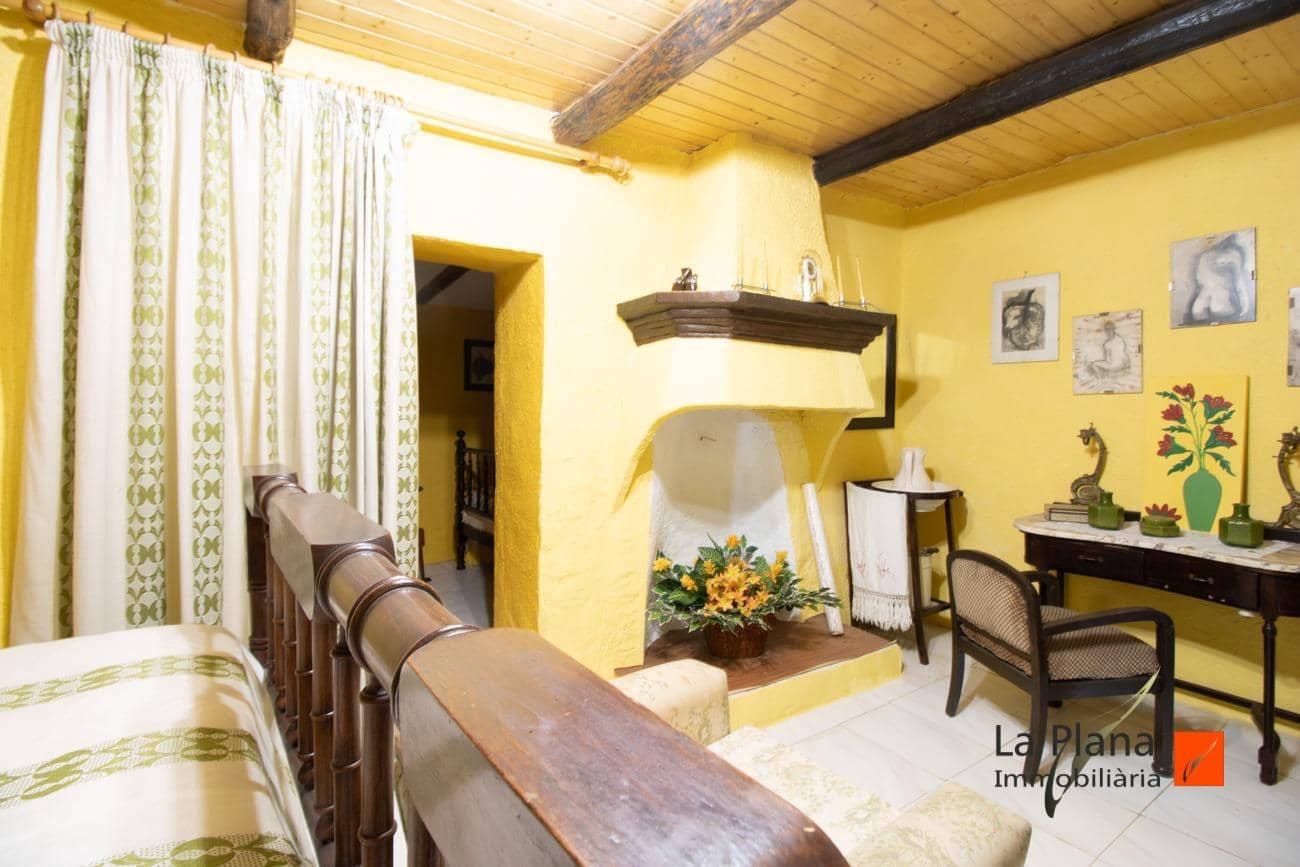 4 slaapkamer Huis te koop in La Pobla de Benifassa - € 97.000 (Ref: 7737803)