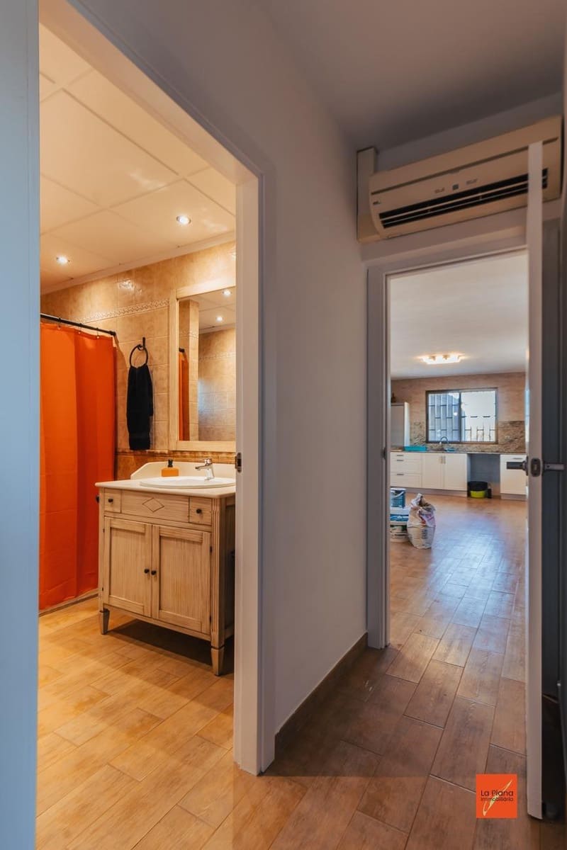 3 soveværelse Villa til salg i Amposta med swimmingpool - € 220.000 (Ref: 8076182)