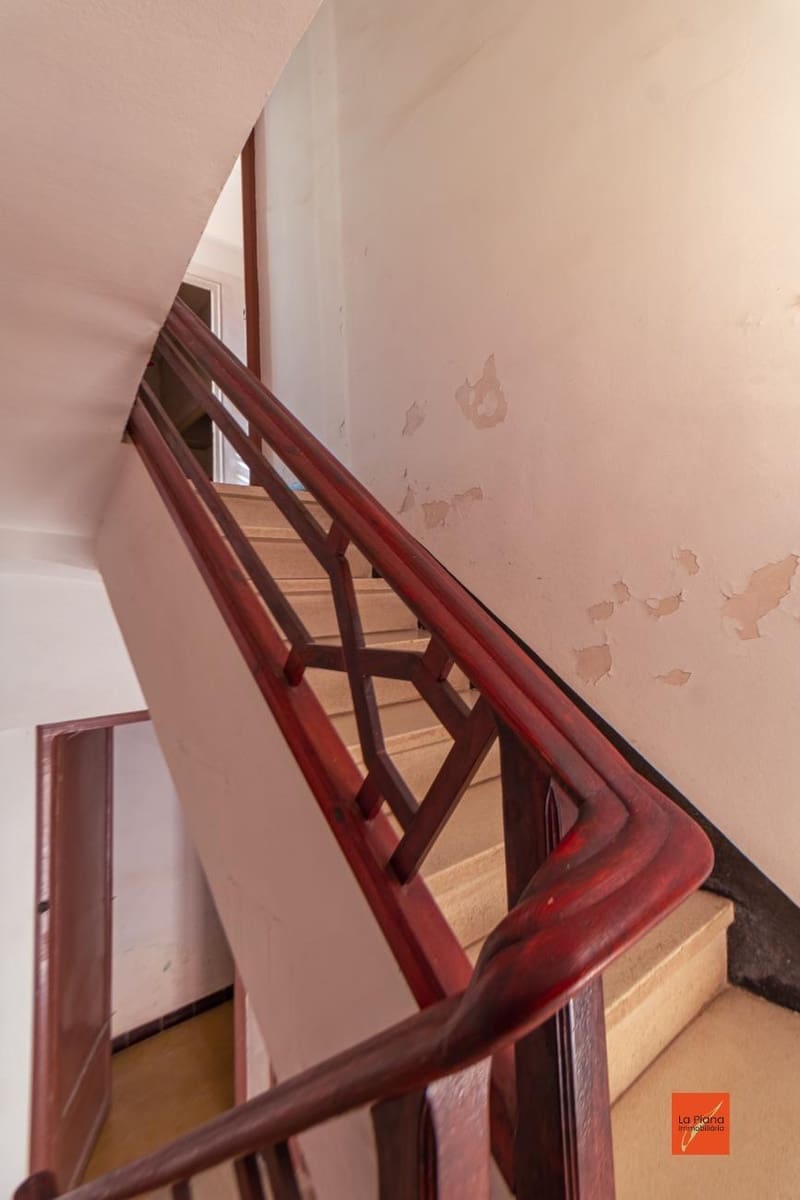 5 sypialnia Dom na sprzedaż w Santa Barbara z garażem - 110 000 € (Ref: 8085055)