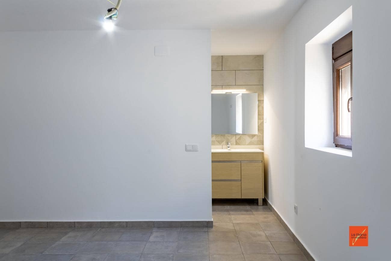 5 soverom Hus til salgs i Santa Barbara med garasje - € 227 000 (Ref: 8113092)