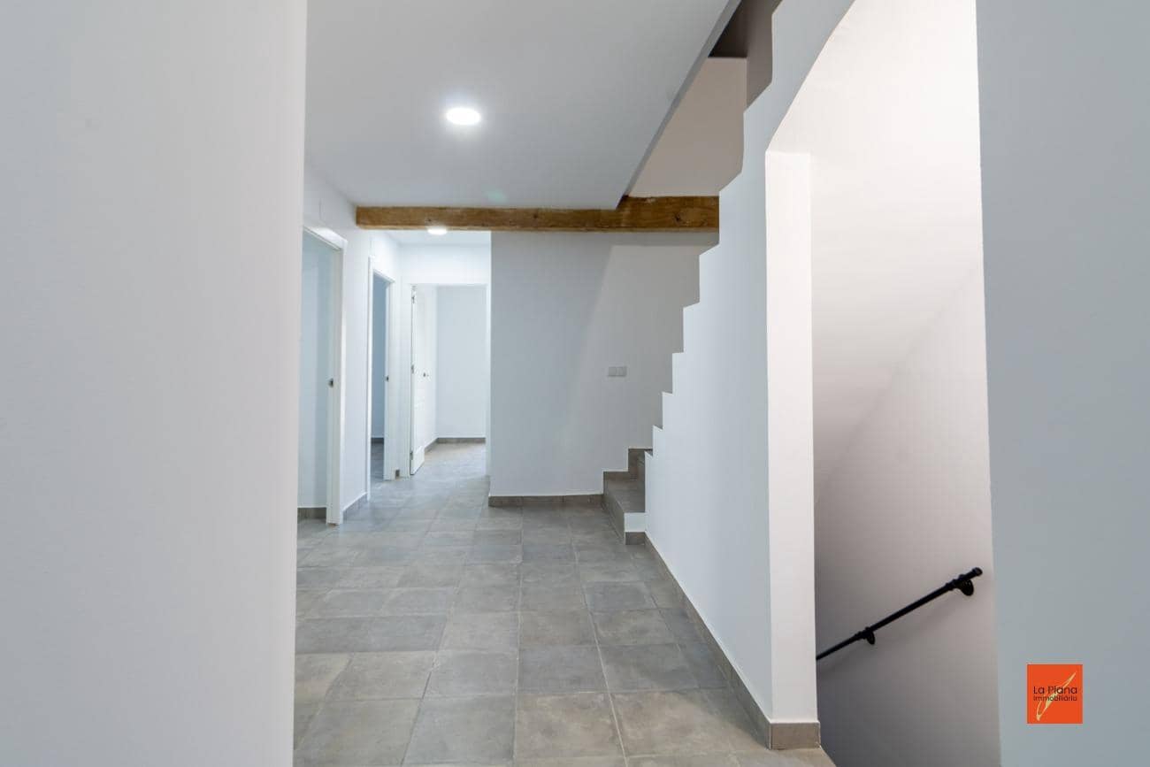 5 soverom Hus til salgs i Santa Barbara med garasje - € 227 000 (Ref: 8113092)