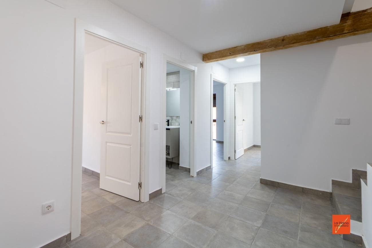 5 soverom Hus til salgs i Santa Barbara med garasje - € 227 000 (Ref: 8113092)