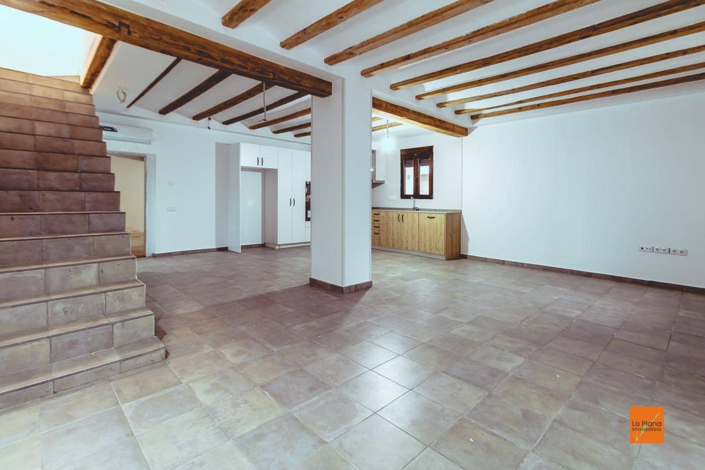 5 soverom Hus til salgs i Santa Barbara med garasje - € 227 000 (Ref: 8113092)