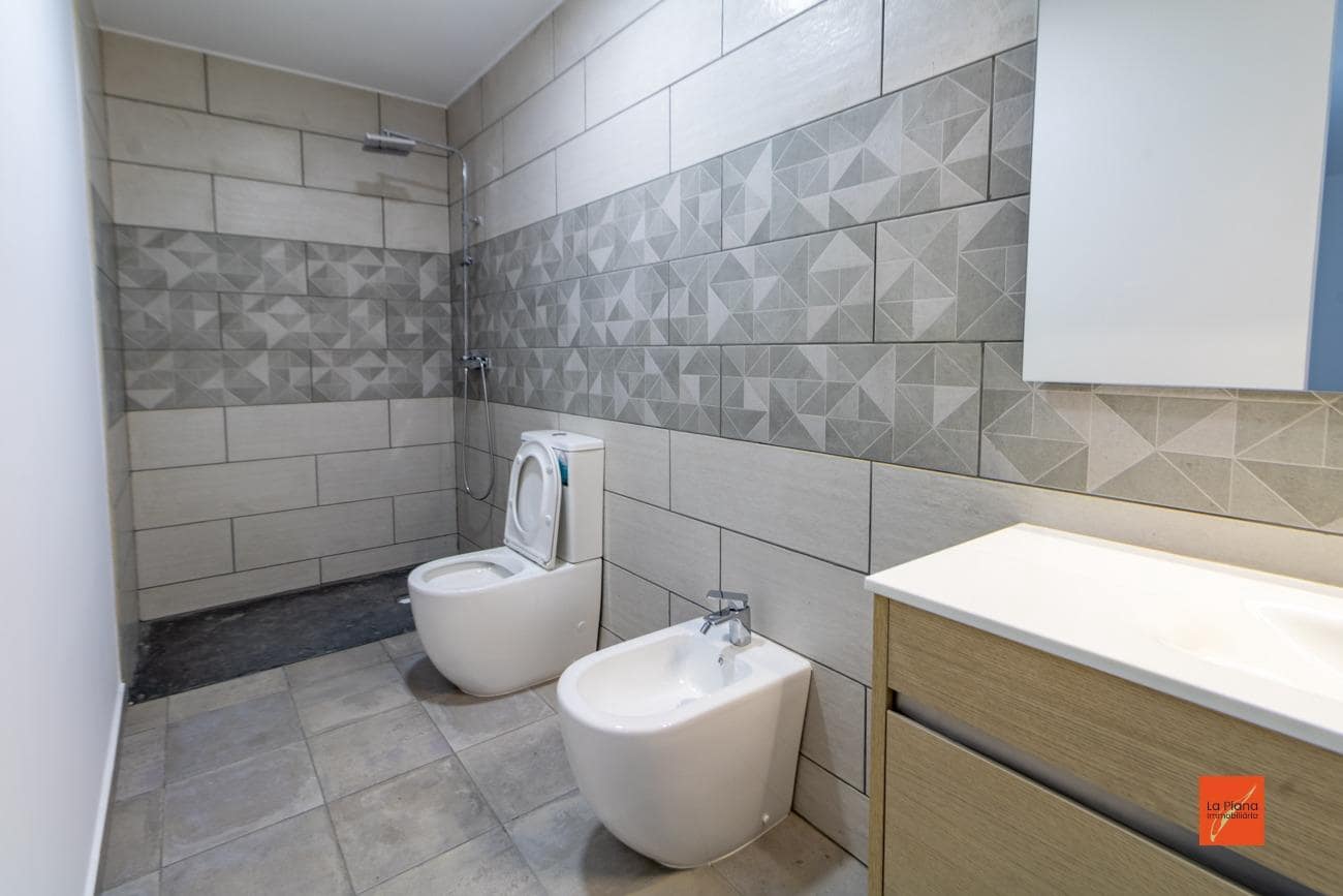 5 soverom Hus til salgs i Santa Barbara med garasje - € 227 000 (Ref: 8113092)