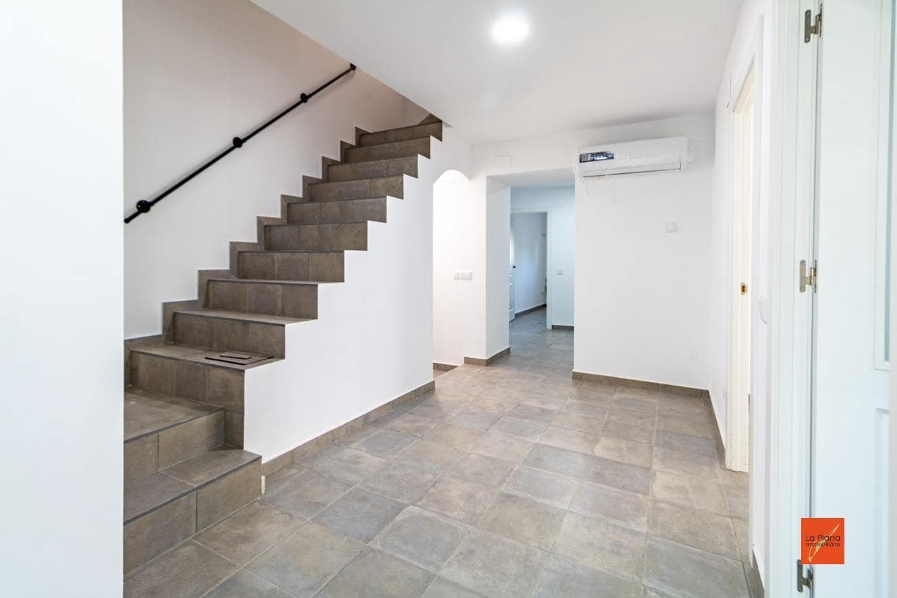 5 soverom Hus til salgs i Santa Barbara med garasje - € 227 000 (Ref: 8113092)