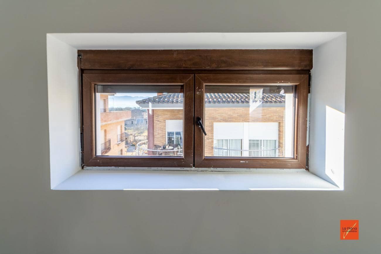 5 soverom Hus til salgs i Santa Barbara med garasje - € 227 000 (Ref: 8113092)