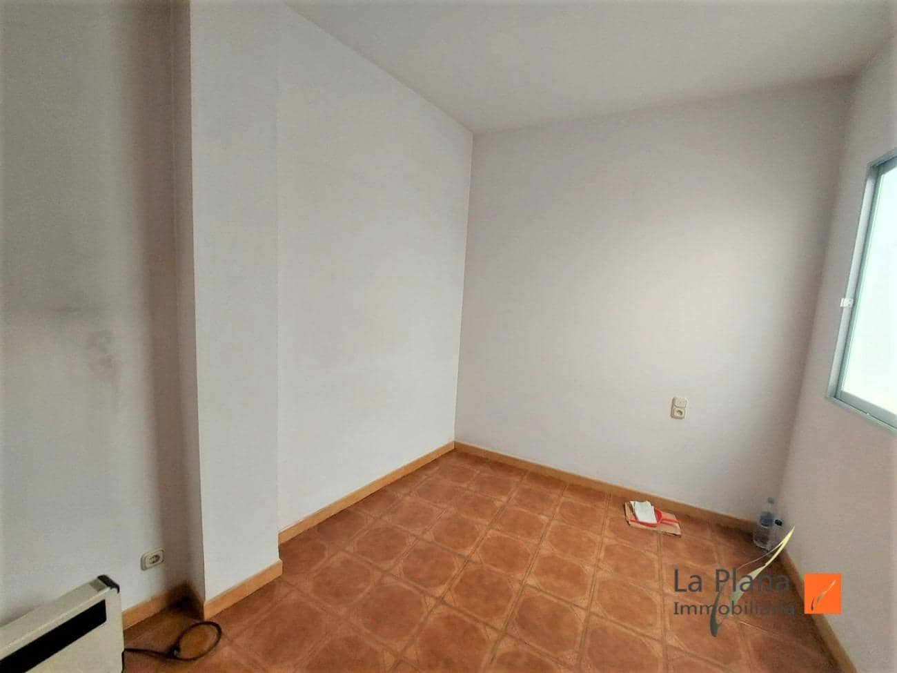 5 soveværelse Virksomhed til salg i Tortosa - € 229.000 (Ref: 8113093)